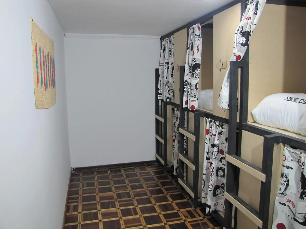 Dorado Hostel Bogotá 0*,